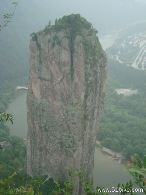 2011-05-21-187-仙居~缙云-仙都鼎湖峰景区.JPG