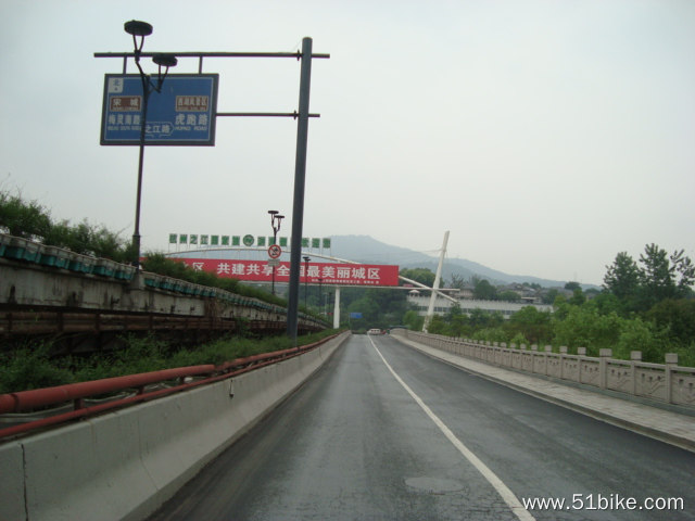 2011-05-24-111-龙门古镇~杭州-富阳富春江沿途.JPG