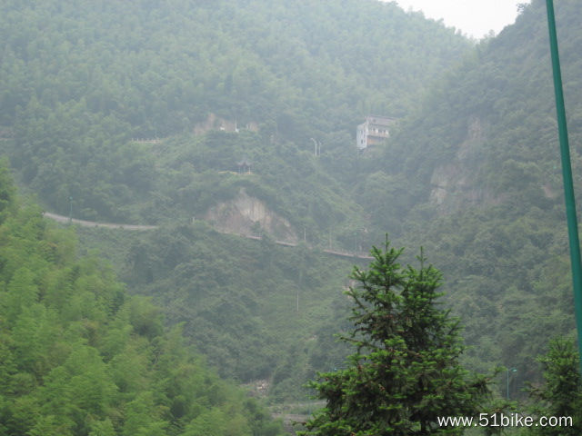 今天主要的盘山路