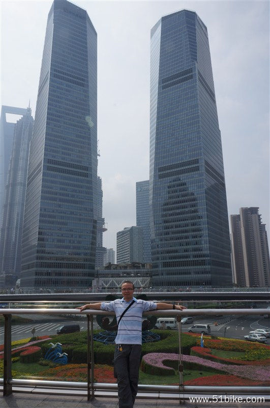 上海经济中心的建筑_1.jpg