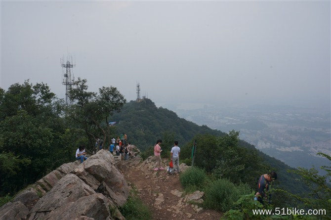 紫荆山顶风采.jpg