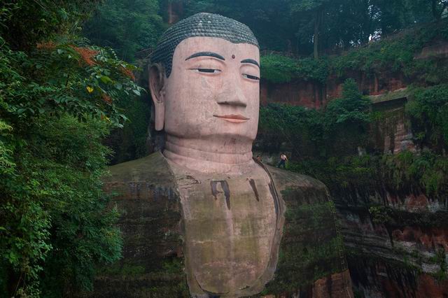 sichuan_leshan_dafo-006[1].jpg