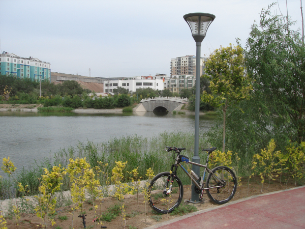 多好的景。多好的路。.jpg