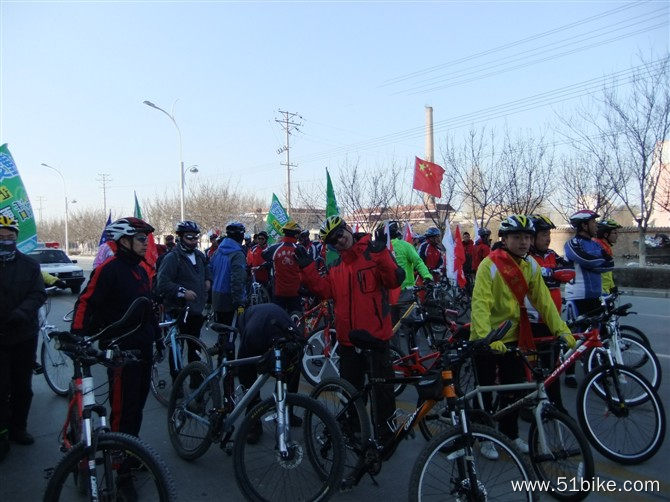 地区骑行协会活动图片5.jpg