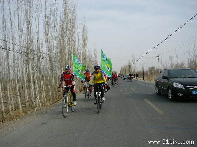 哈密地区骑游协会1.jpg