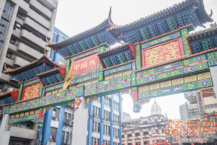 chinatown-arch.jpg