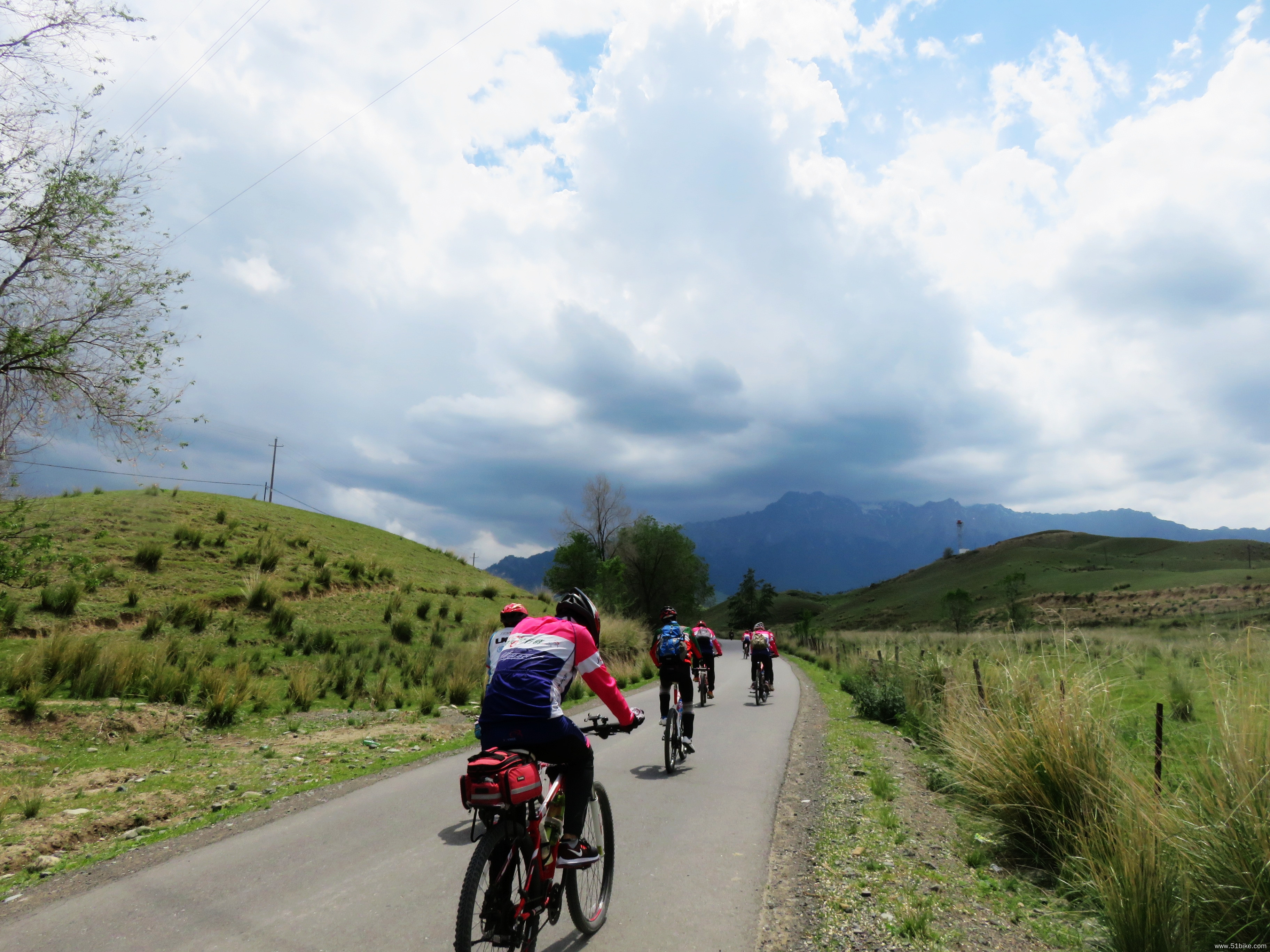骑行牛圈子风景区