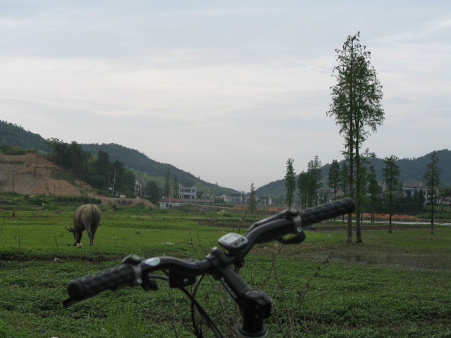 绍兴首次单车跨越四明山