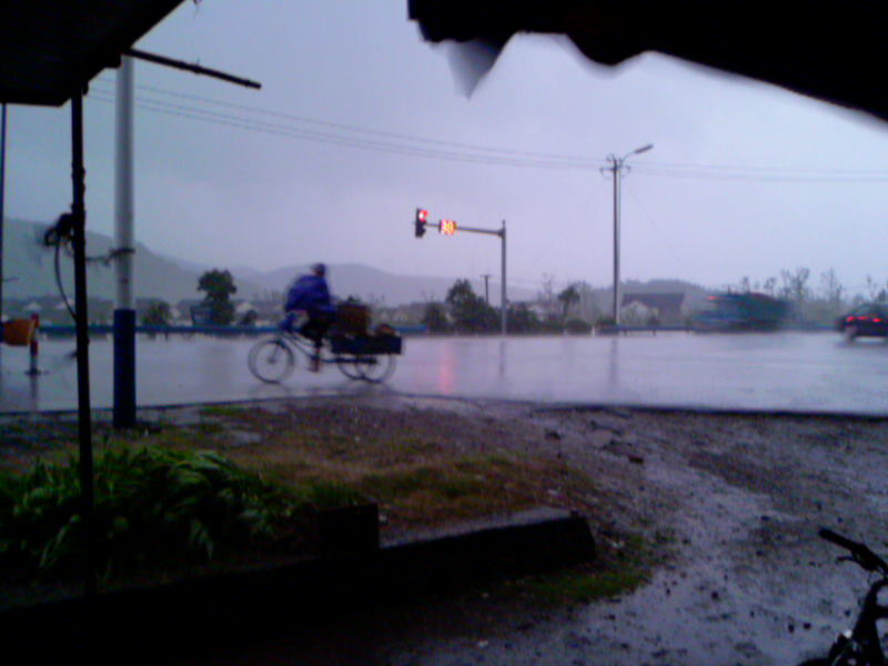 狂风暴雨