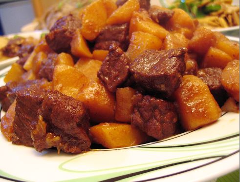 牛肉炖土豆