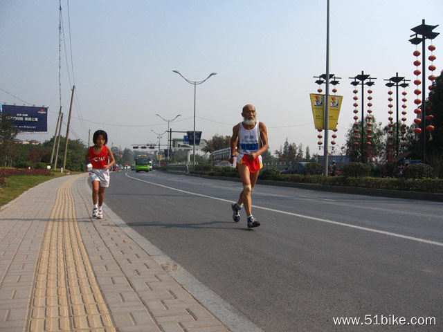 07hangzhou-marathon-216.jpg