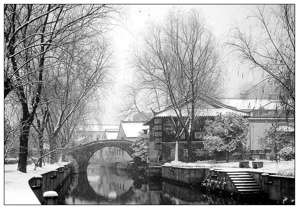 雪中的小桥.jpg