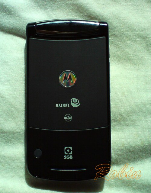 MOTOROLA V8