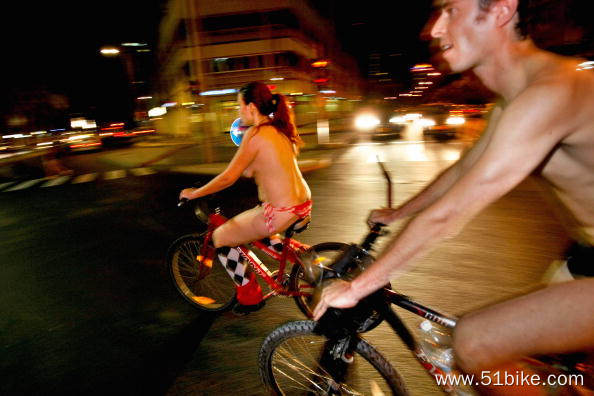 Naked_Cyclists_Take_a34b.jpg