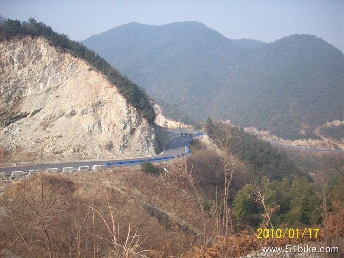 赛段   全是高山  风景独好！