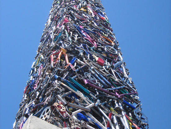 cyclisk-bike-tower-california_lPD68_11446.jpg