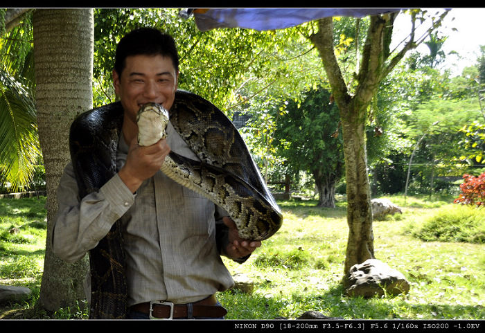 我和大蛇2.JPG